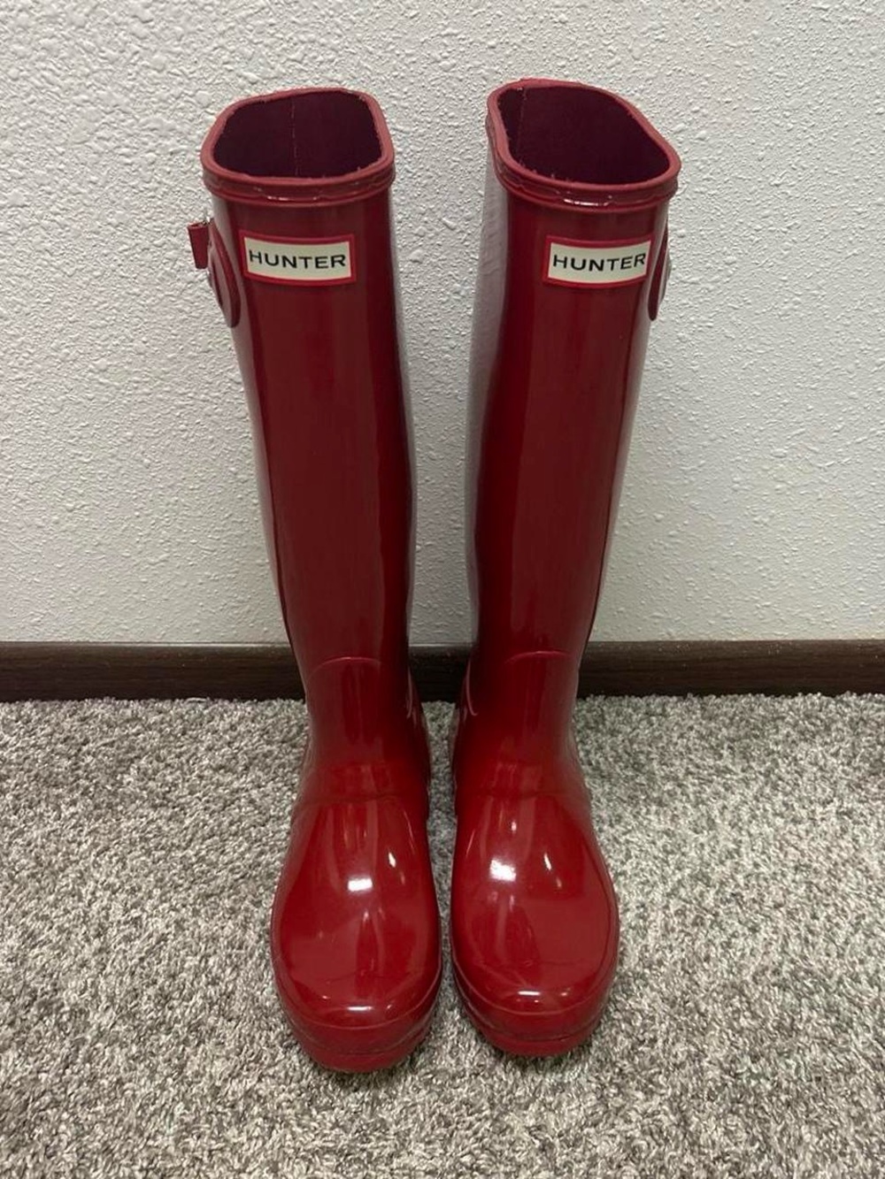 Hunter Tall Gloss Rain Boots in Red